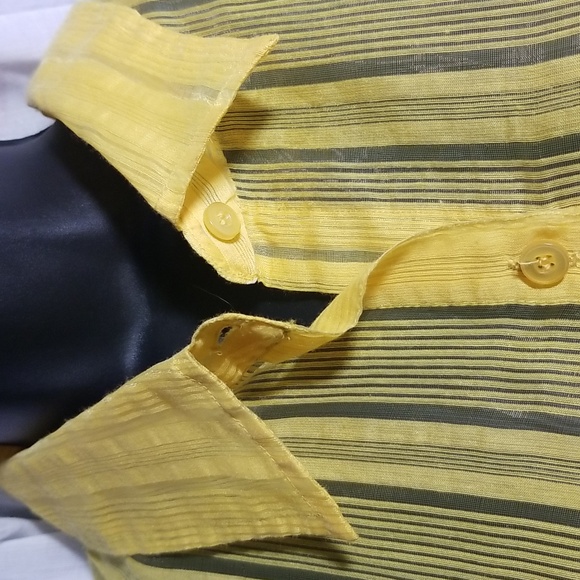 XL Yellow Cap sleeved shirt - Picture 3 of 5